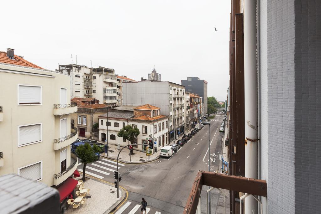 Apartment Camoes Deluxe Порто Екстериор снимка
