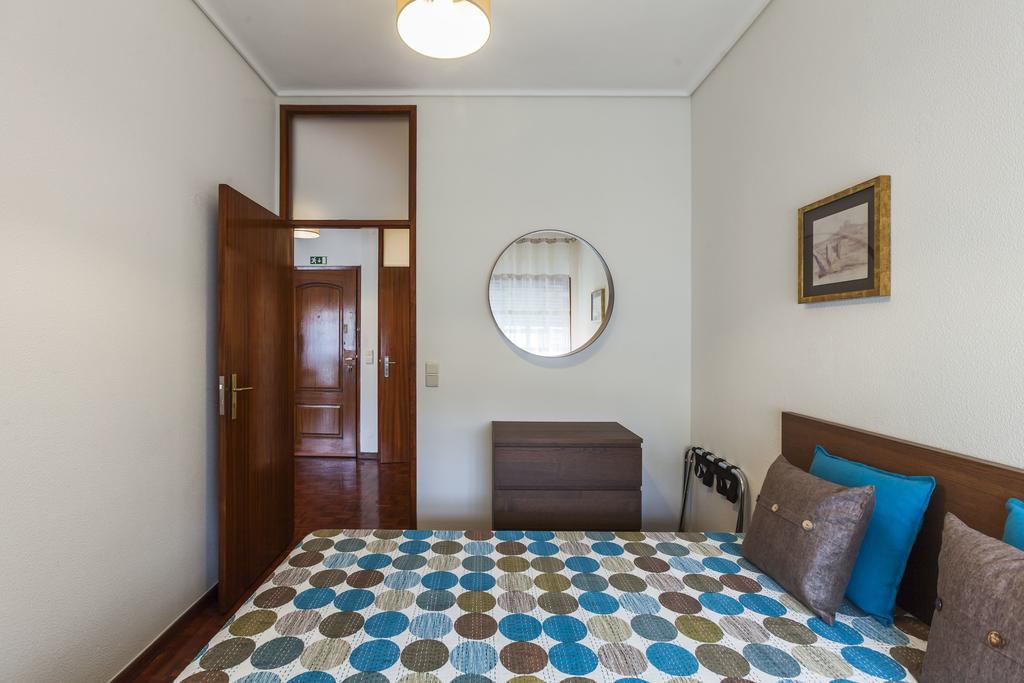Apartment Camoes Deluxe Порто Екстериор снимка