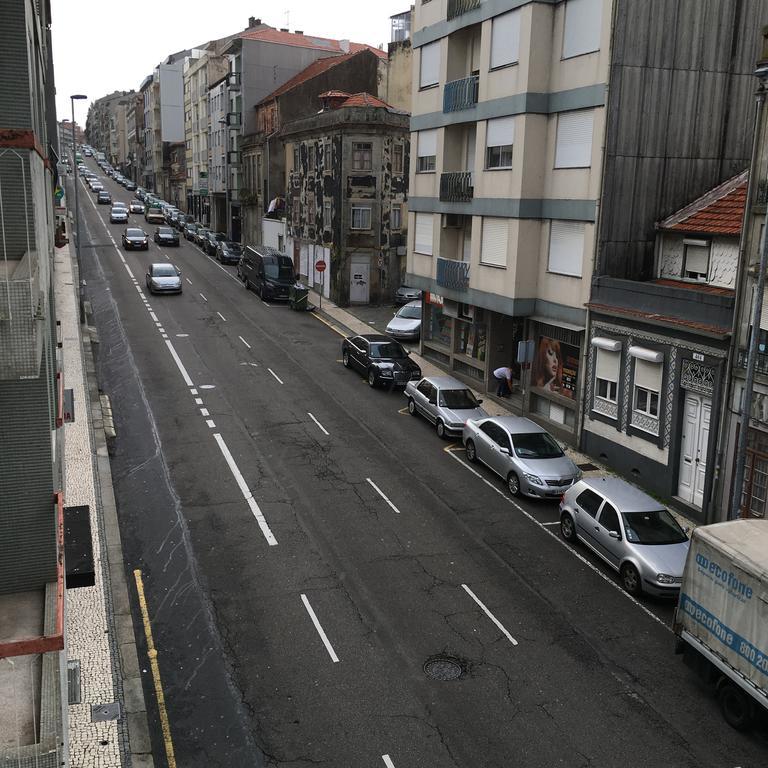 Apartment Camoes Deluxe Порто Екстериор снимка